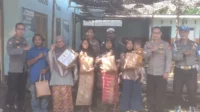 WhatsApp Image 2025-10-15 at 14.41.58 (1)_result Polri Peduli Gizi: Nutrisi Mantap Hangatkan Hati Warga Labuapi