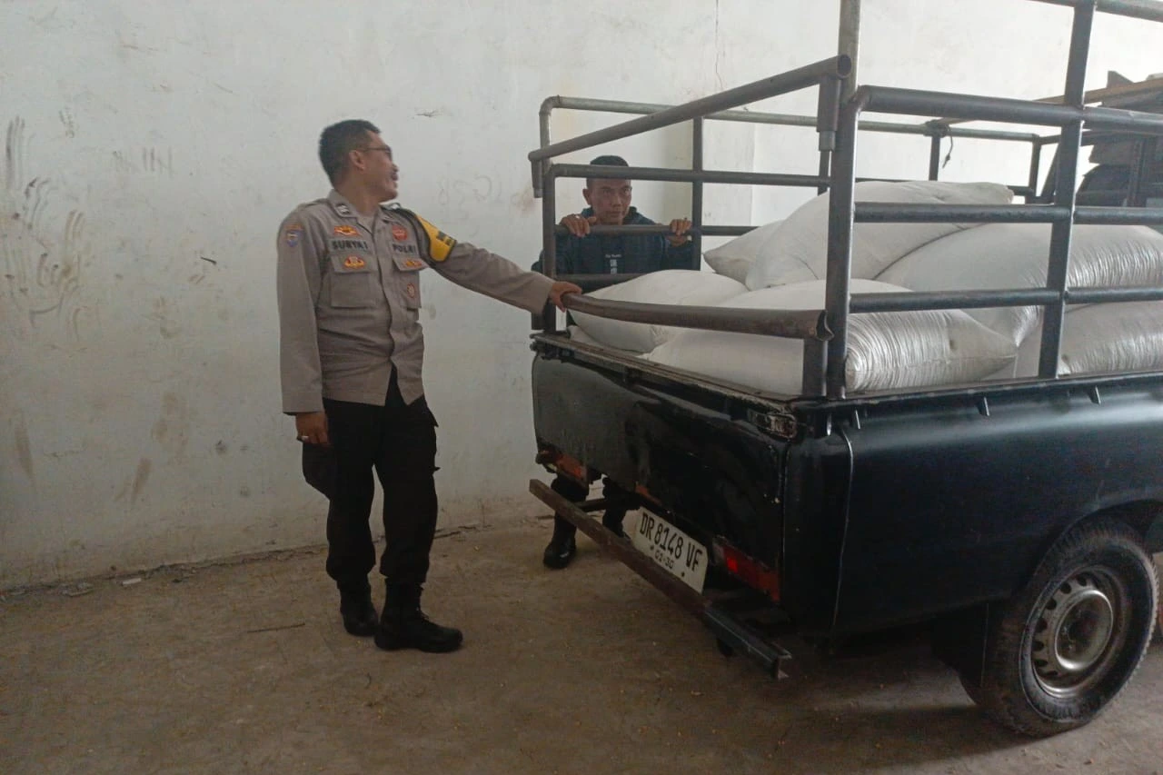 WhatsApp Image 2025-10-27 at 17.53.31 (1)_result Polisi Turun ke Ladang, Pastikan Jagung Petani Lembar Terserap BULOG